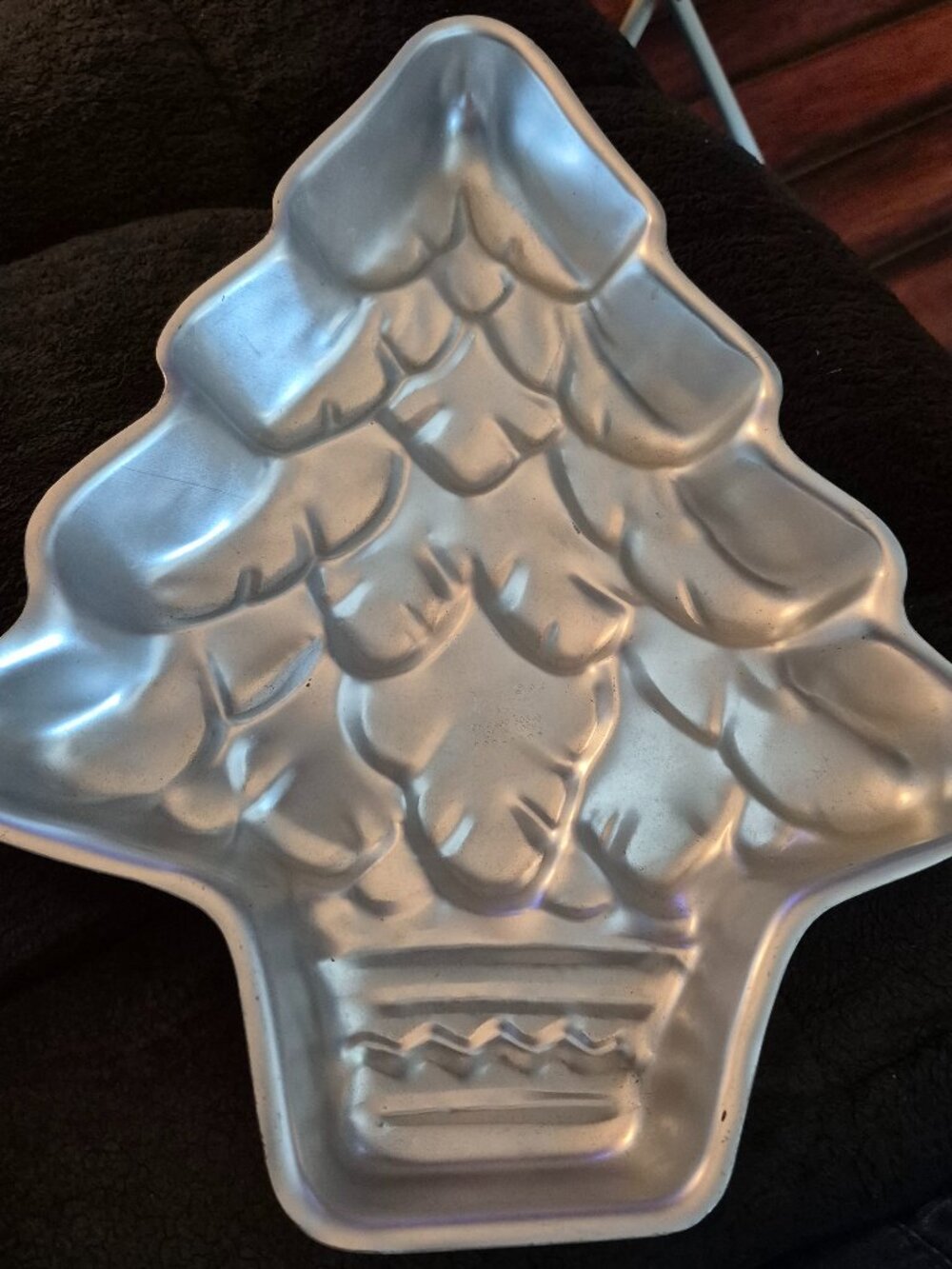 Vintage 1972 Wilton "Treeliteful" Christmas Tree Cake Pan Aluminum Bakeware GUC
